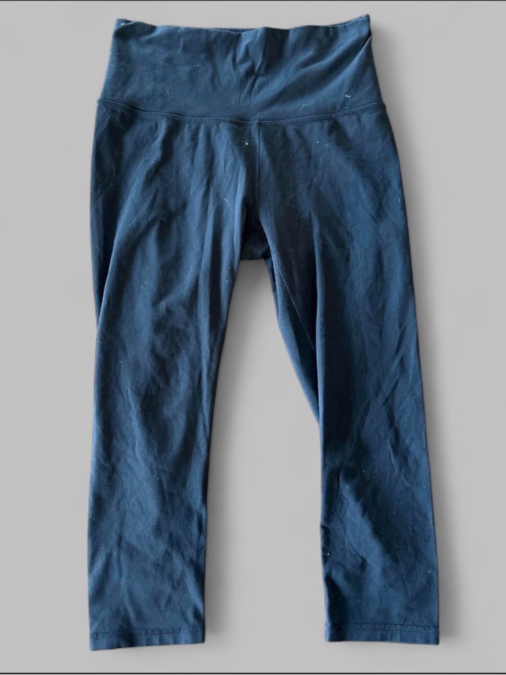 CALIA by Carrie Underwood Black High-Waist Capri Leggings